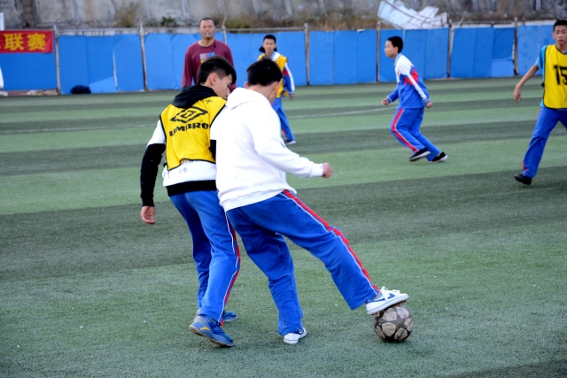 湖人官宣又签一名后卫 上赛季战湖人狂砍23+17