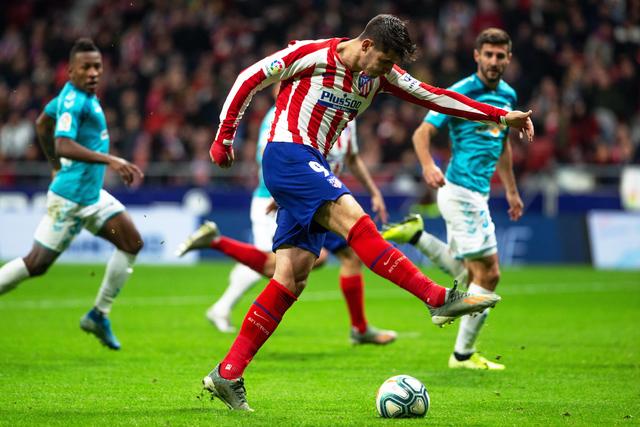 锡安26分库里33分 勇士惜负鹈鹕跌回西部第十